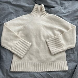 Babaton Luxe Cashmere Sweater